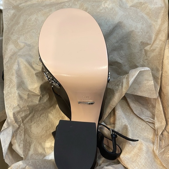 Gucci | Logo Platform Ankle Strap Heels - Picture 4 of 5